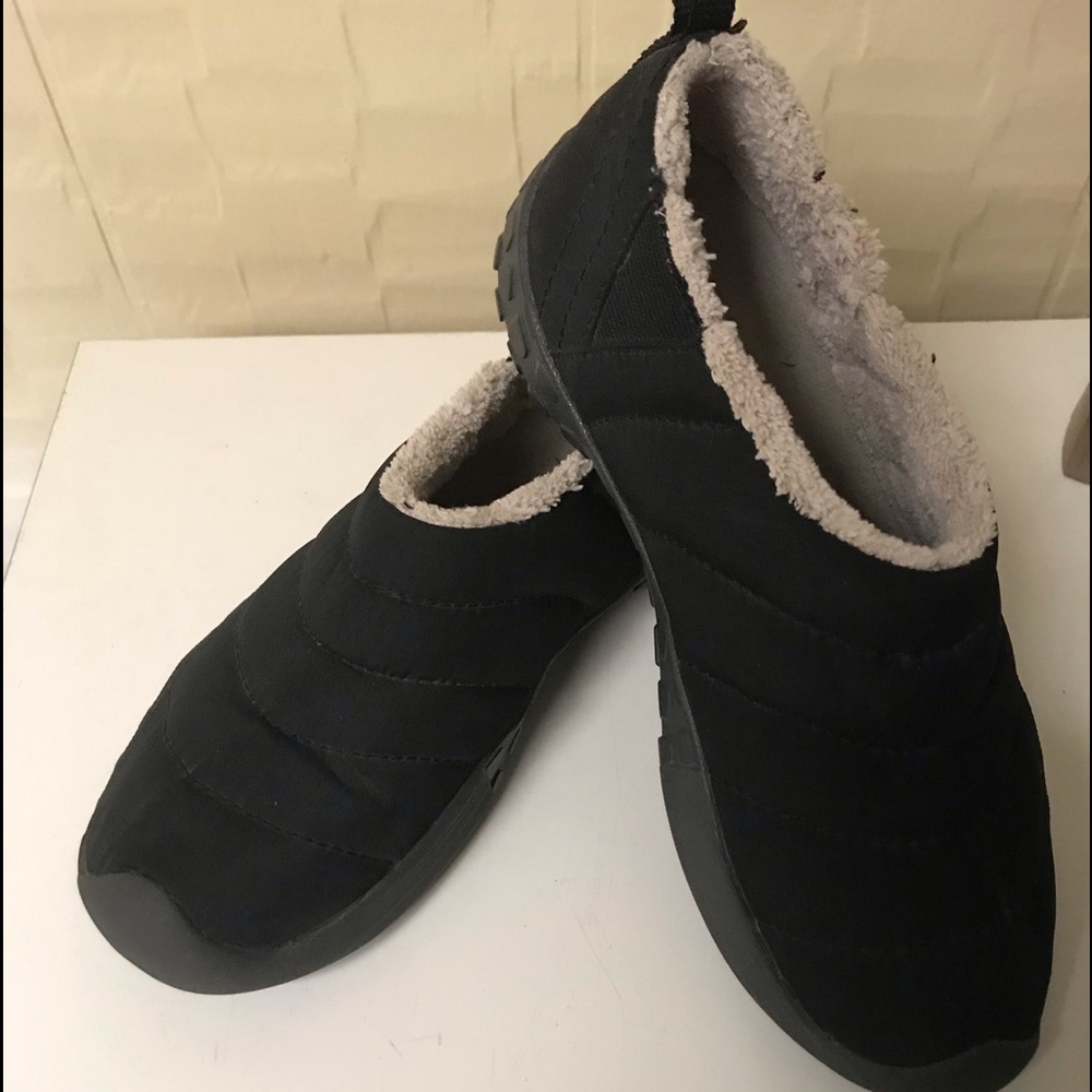 Keen slipper/shoes